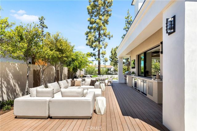 6 Pinehurst Ln, Newport Beach, CA 92660
