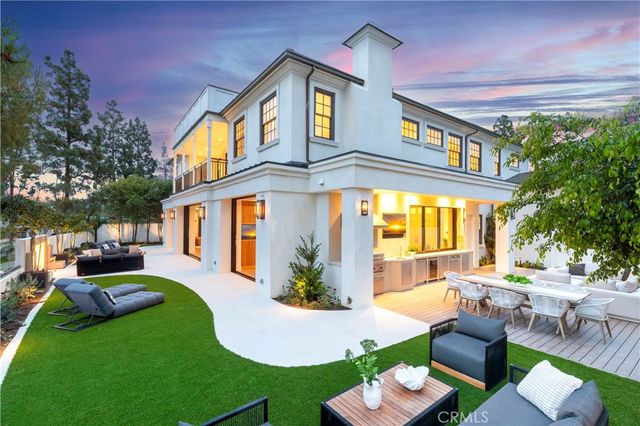 6 Pinehurst Ln, Newport Beach, CA 92660