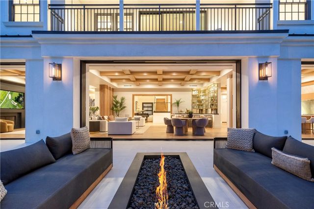 6 Pinehurst Ln, Newport Beach, CA 92660