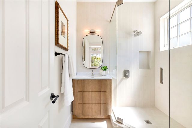 6 Pinehurst Ln, Newport Beach, CA 92660