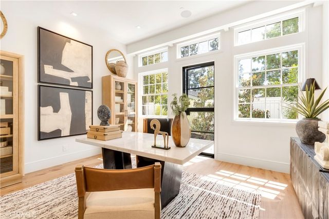 6 Pinehurst Ln, Newport Beach, CA 92660