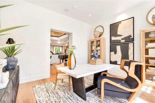 6 Pinehurst Ln, Newport Beach, CA 92660