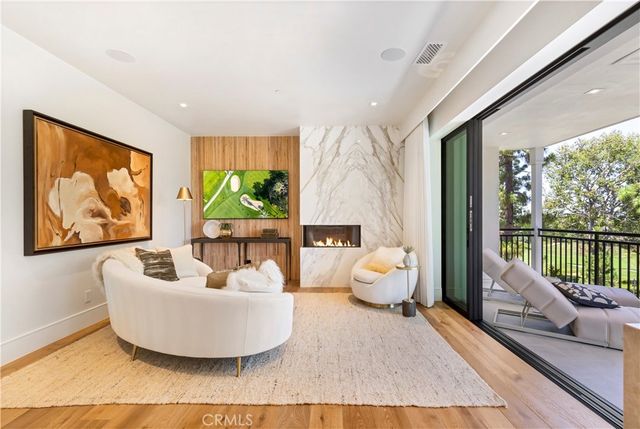 6 Pinehurst Ln, Newport Beach, CA 92660