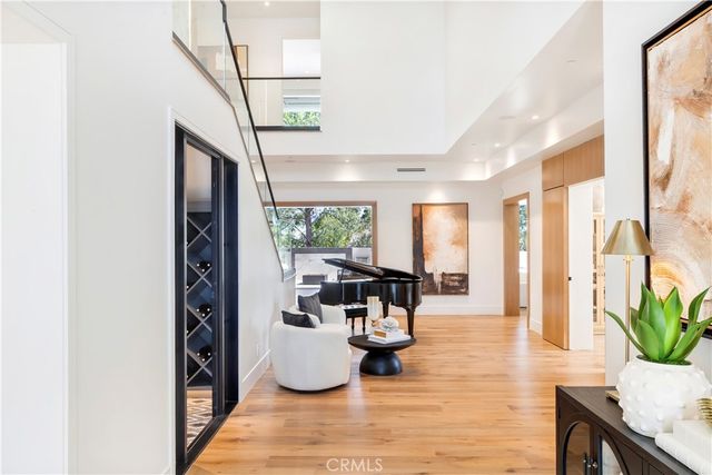 6 Pinehurst Ln, Newport Beach, CA 92660