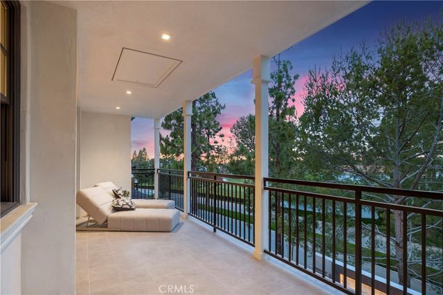 6 Pinehurst Ln, Newport Beach, CA 92660
