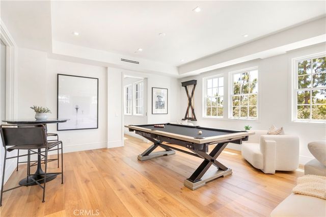 6 Pinehurst Ln, Newport Beach, CA 92660