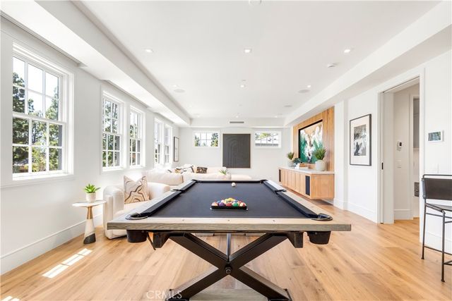 6 Pinehurst Ln, Newport Beach, CA 92660