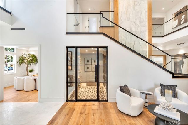 6 Pinehurst Ln, Newport Beach, CA 92660