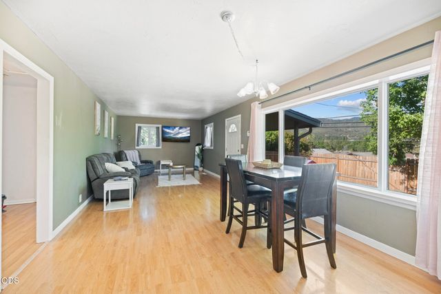 1234 NW Highland Avenue, Grants Pass, OR 97526