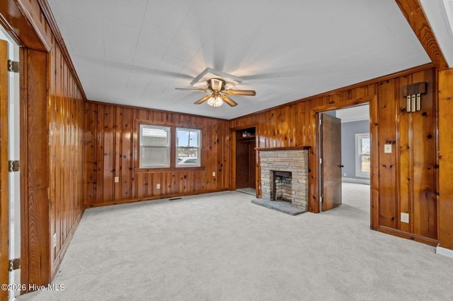 186 Cooper Street, Winterville, NC 28590