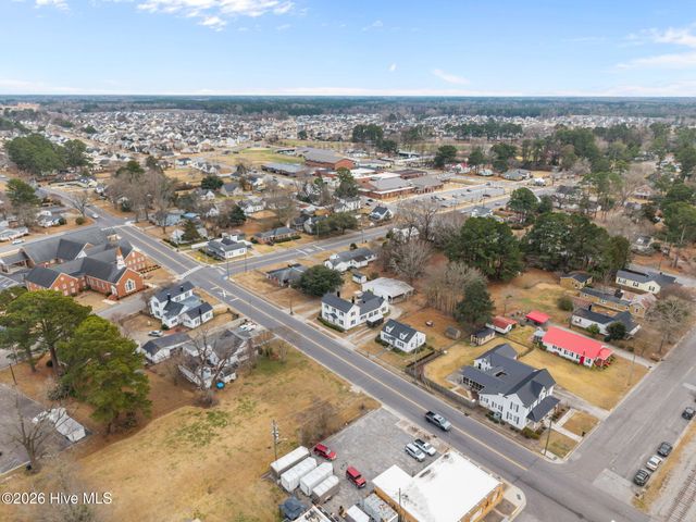 186 Cooper Street, Winterville, NC 28590