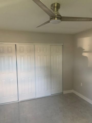 3195 Mcsherry Drive S 3195, Lake Worth, FL 33461