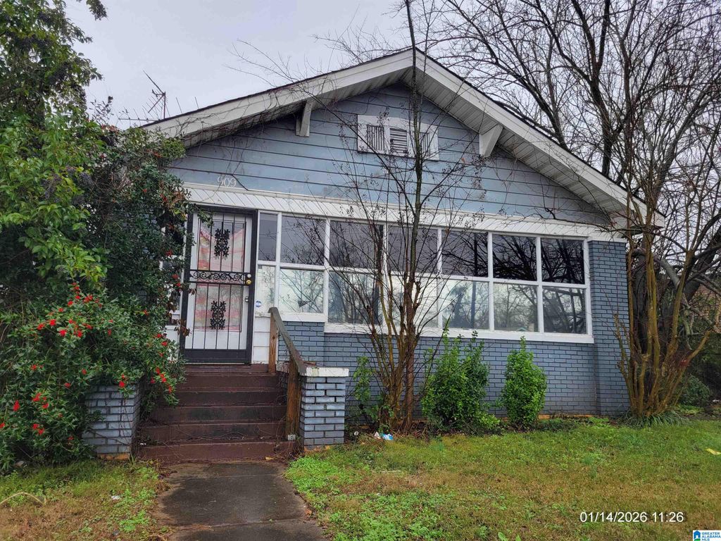 909 PIKE ROAD, Birmingham, AL 35218