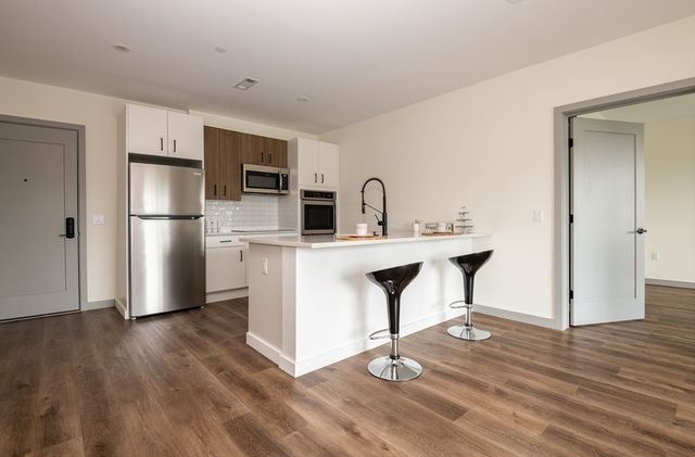 203 Lowell St. 206, Wilmington, MA 01887