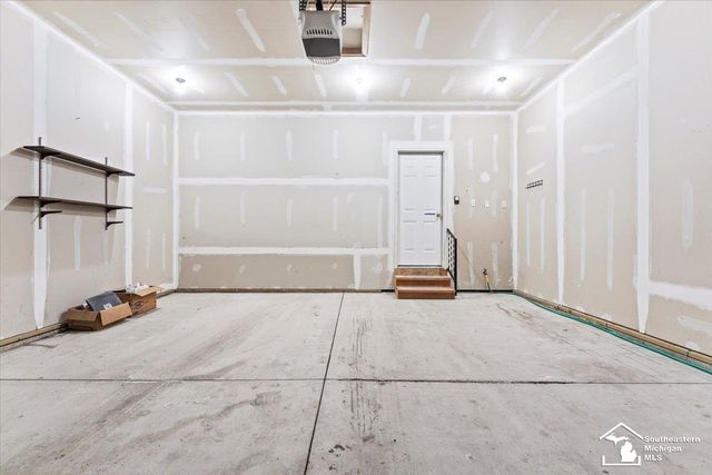 24103 Romero Drive, Flat Rock, MI 48134