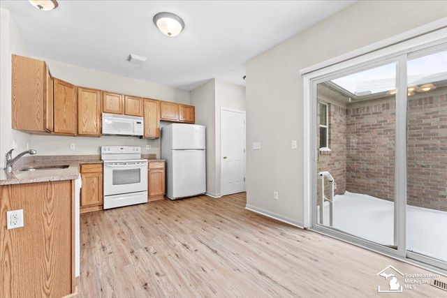 24103 Romero Drive, Flat Rock, MI 48134