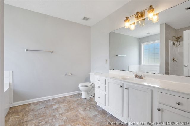 130 Ironside Court, Raeford, NC 28376