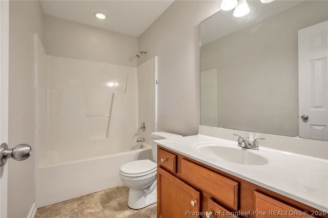 130 Ironside Court, Raeford, NC 28376