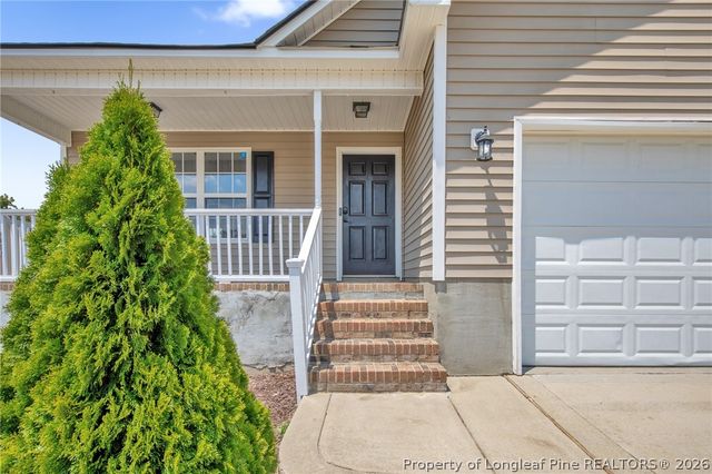 130 Ironside Court, Raeford, NC 28376