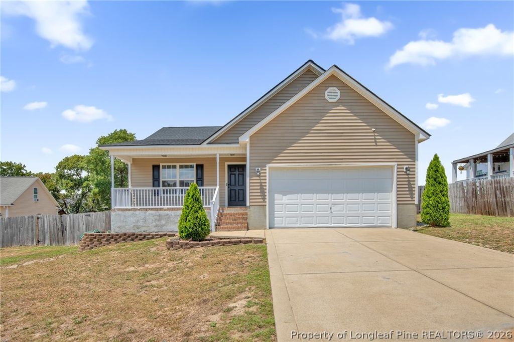130 Ironside Court, Raeford, NC 28376