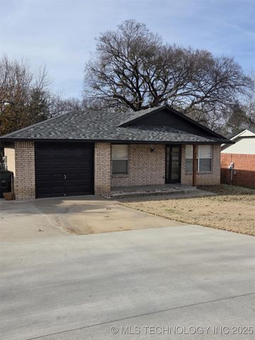 606 N Brown Street, Sapulpa, OK 74066