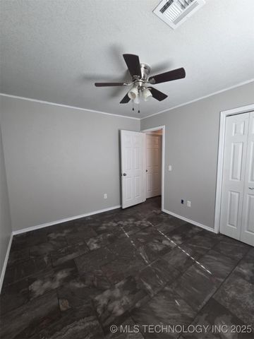 606 N Brown Street, Sapulpa, OK 74066