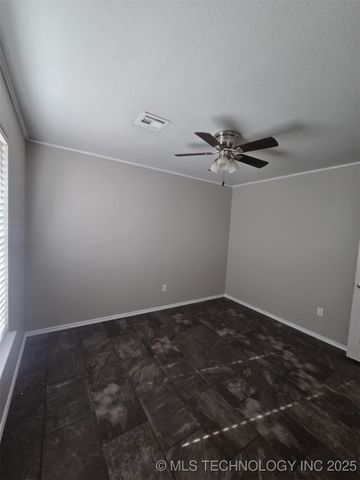 606 N Brown Street, Sapulpa, OK 74066