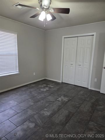 606 N Brown Street, Sapulpa, OK 74066