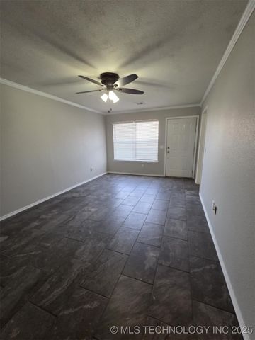 606 N Brown Street, Sapulpa, OK 74066