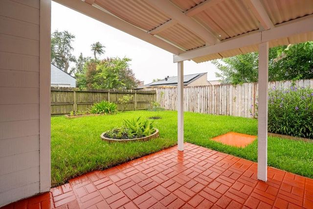 12322 Kitty Brook Drive, Houston, TX 77071