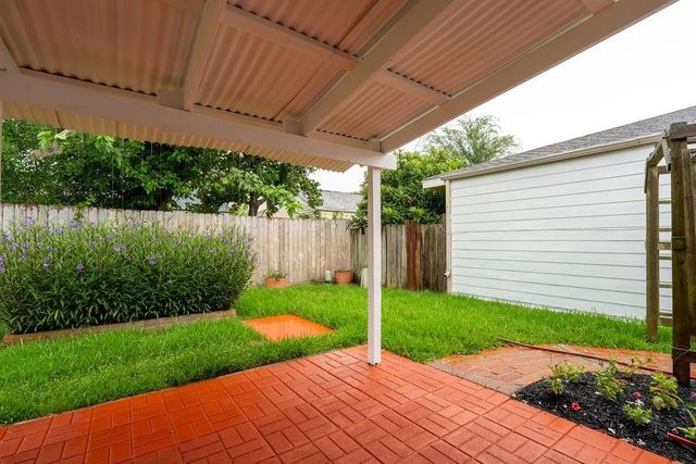 12322 Kitty Brook Drive, Houston, TX 77071