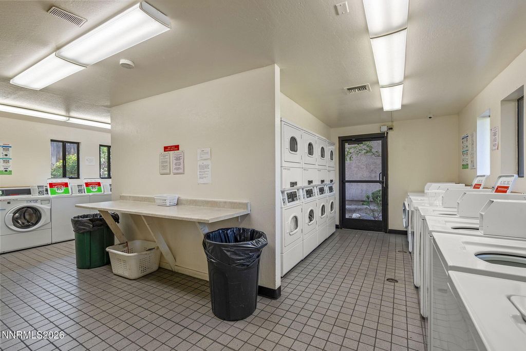 Image 18 of property listing at 1000 Beck Street #250, Reno, NV 89509