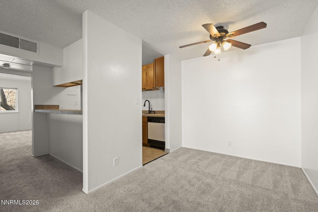 Image 4 of property listing at 1000 Beck Street #250, Reno, NV 89509