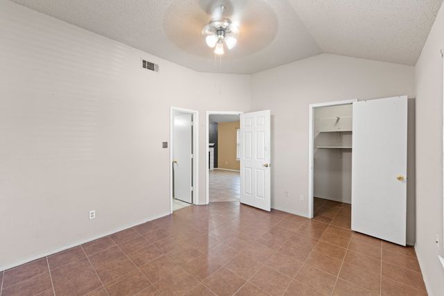 4316 Elliott Oaks Drive, Arlington, TX 76017