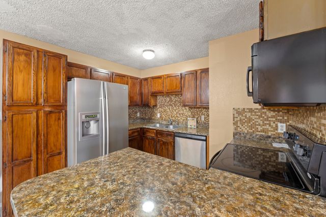 4316 Elliott Oaks Drive, Arlington, TX 76017