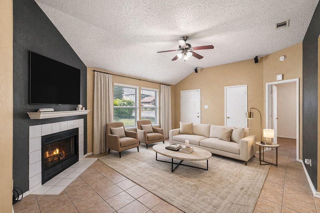 4316 Elliott Oaks Drive, Arlington, TX 76017