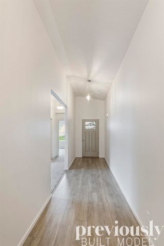 705 S Manifold Ln, Spokane Valley, WA 99016