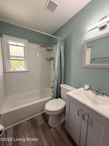 7207 Betsy Ross Dr, Louisville, KY 40272