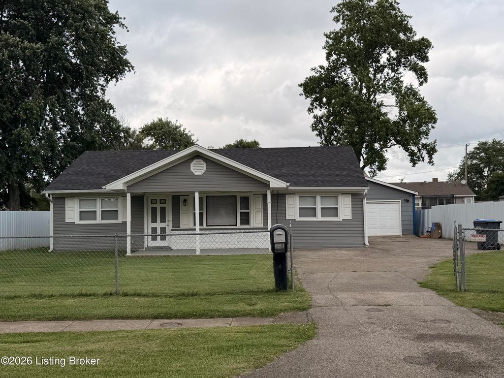 7207 Betsy Ross Dr, Louisville, KY 40272