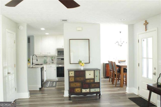 5338 Ashland Drive, Flowery Branch, GA 30542