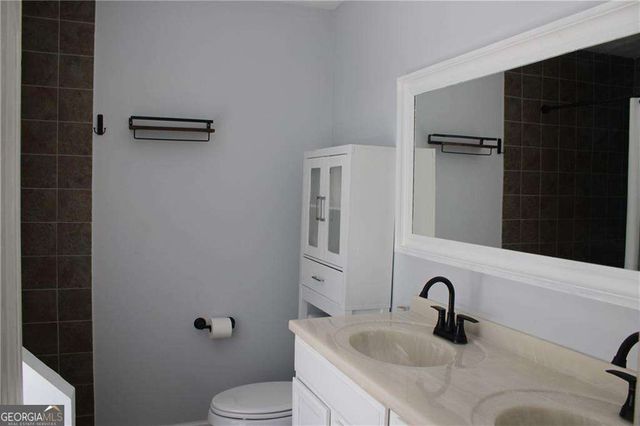 5338 Ashland Drive, Flowery Branch, GA 30542