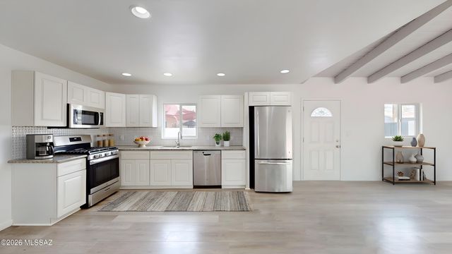 916 N Norris Avenue, Tucson, AZ 85719