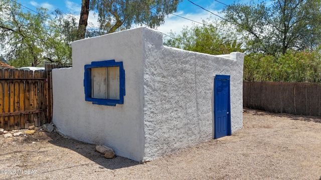 916 N Norris Avenue, Tucson, AZ 85719