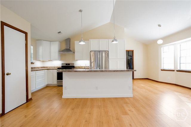 3 Mulberry Court, Savannah, GA 31406