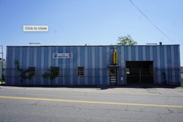 429 Riverside Street, Lowell, MA 01854