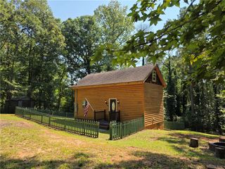 104 Lands End Drive, Iva, SC 29655