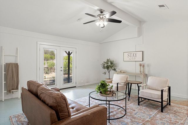 2591 Spring Valley DR, Dripping Springs, TX 78620