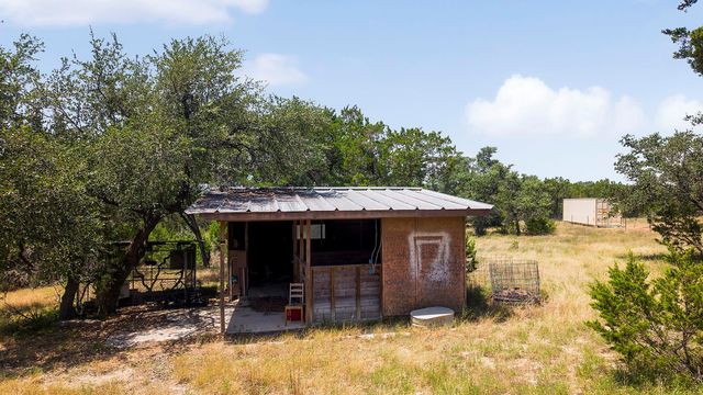 2591 Spring Valley DR, Dripping Springs, TX 78620