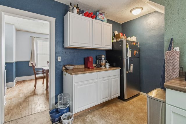 1033 12th Street N, Fargo, ND 58102