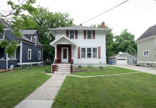 1033 12th Street N, Fargo, ND 58102